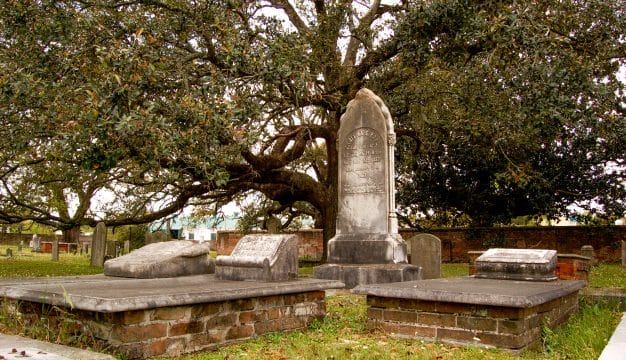 Burial Plots at Church Street Graveyard