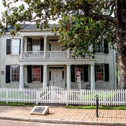 Condé-Charlotte House and Museum